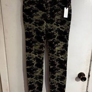 NWT Pilcro Green and Black Skinny Jeans